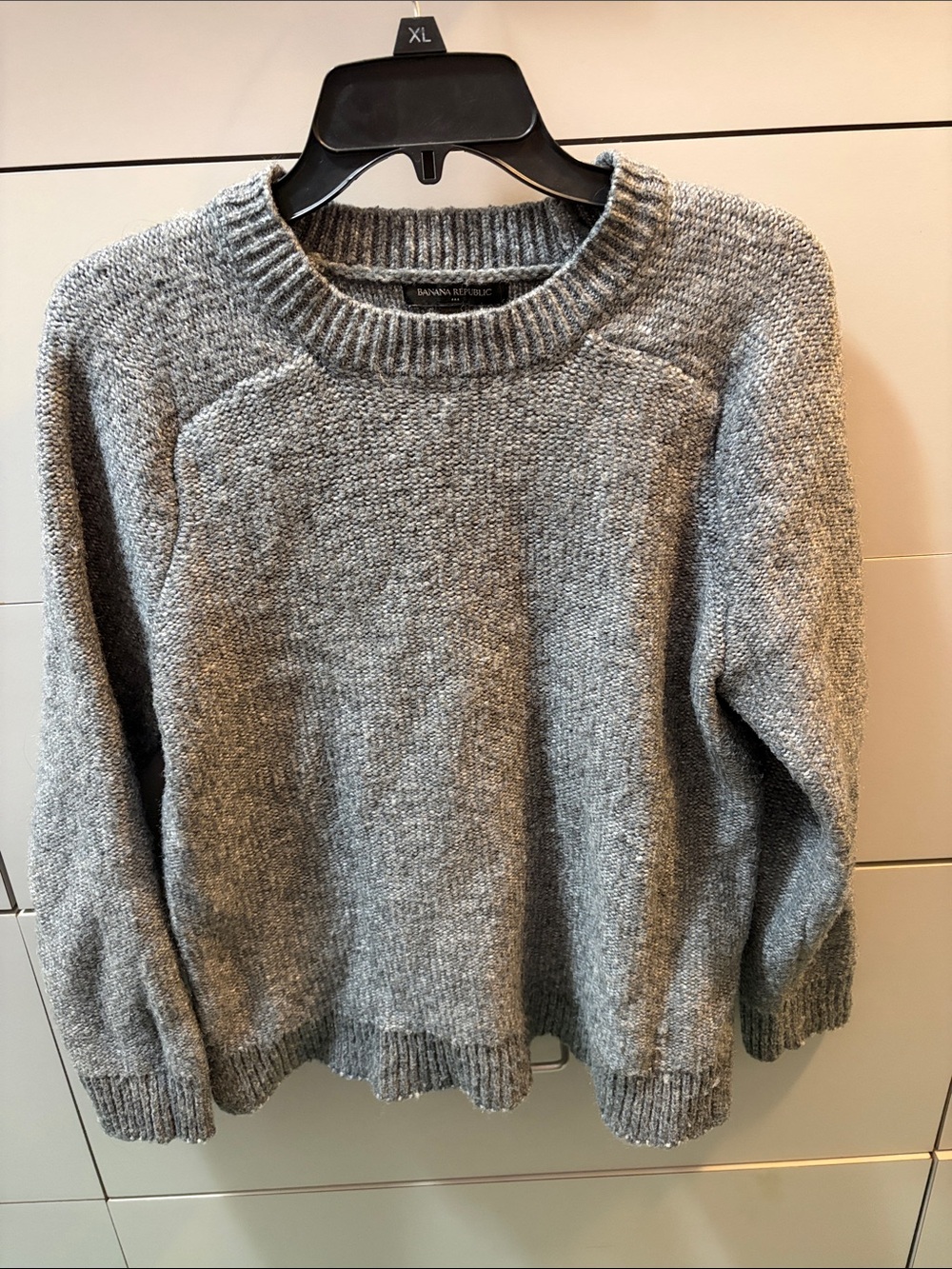 Banana Republic Heather Gray Crewneck Knit Sweater